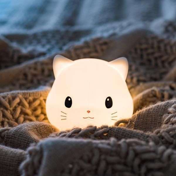 Giveaway: Cat Night Light from Triple T Studios
