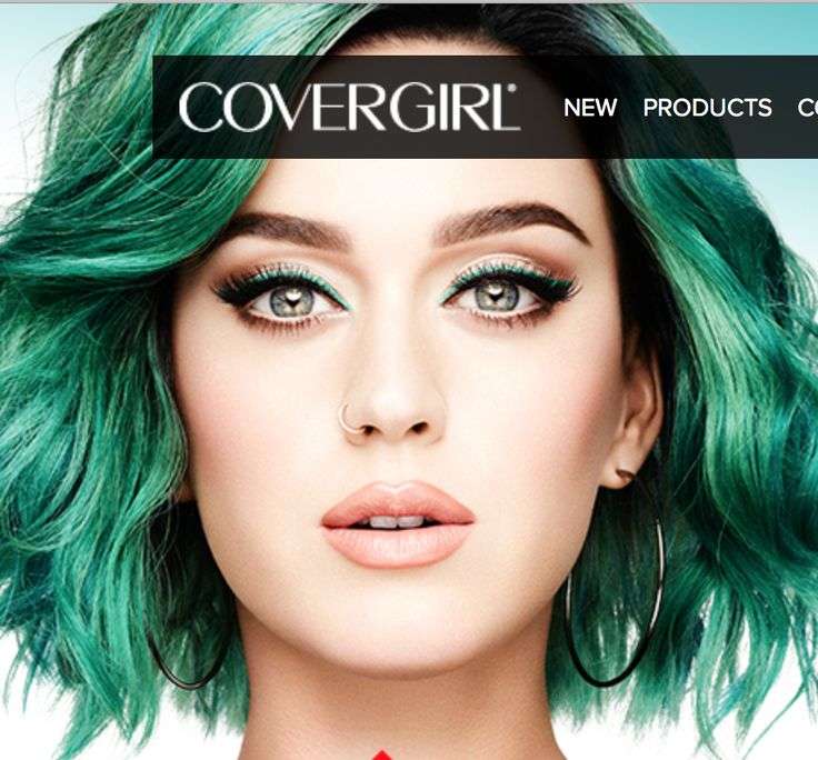 Katy Perry green cat eye